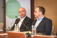 Od lewej: M. Zatek (Borg Warner Poland), W. Kubak (Danfoss),