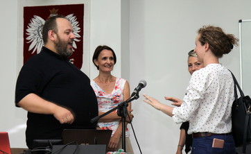 Relacja z wykładu „Piękny świat w moich dłoniach. O życiu osób głuchoniewidomych i ich sposobach komunikacji