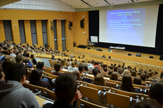 [FOTO] Rekordowa liczba zgłoszeń na seminarium chemiczne