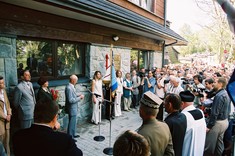 Akademicki Ośrodek Szybowcowy Politechniki Rzeszowskiej w Bezmiechowej Górnej w 2004 r. został nazwany im. płk. pil. Tadeusza Góry  (Fot. M. Misiakiewicz)