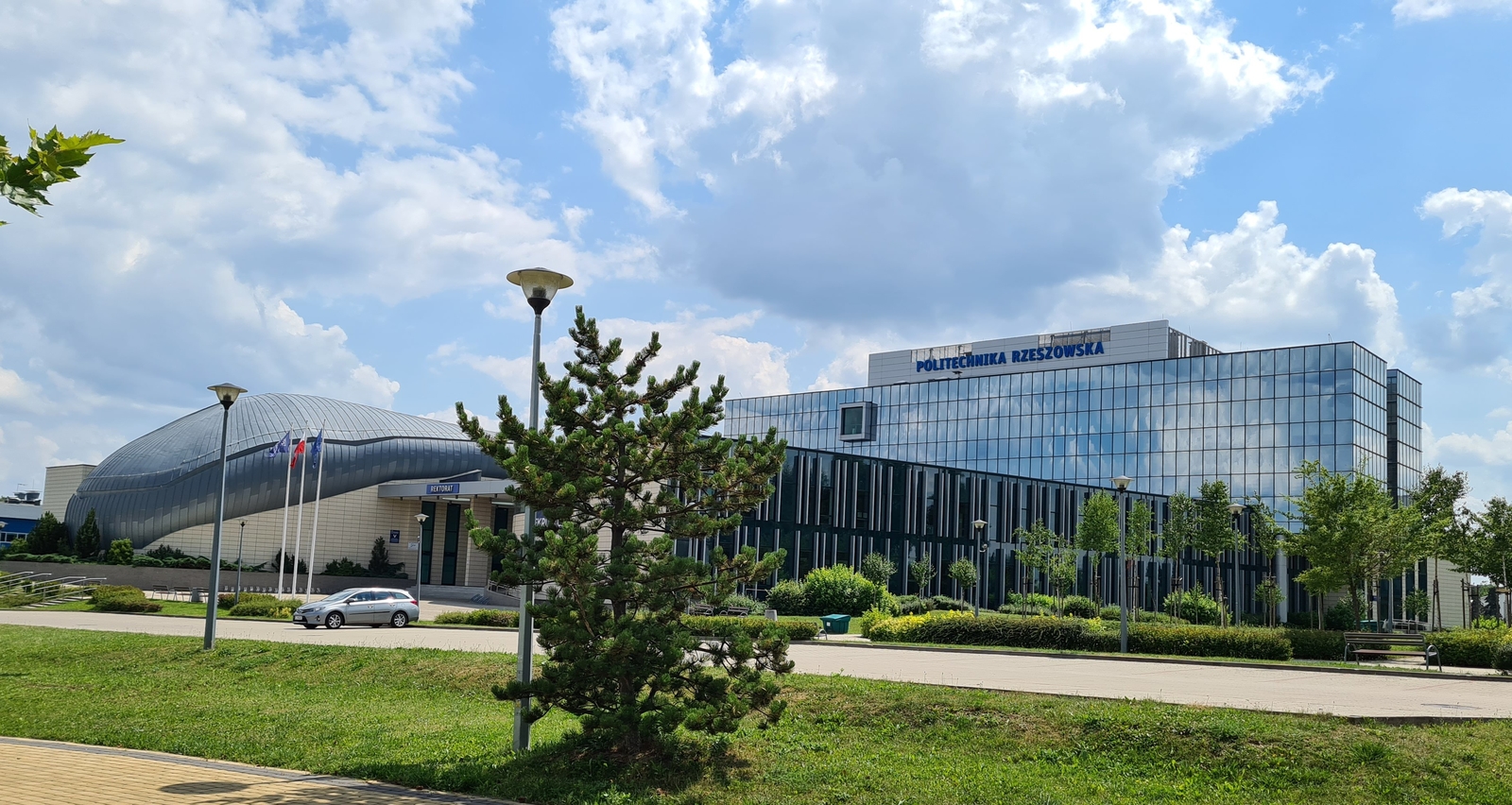 view of the main building of Rzeszów University of Technology