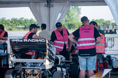 PRz Racing podczas zawodów Formuły Student,