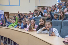 Uczestnicy pokazów,