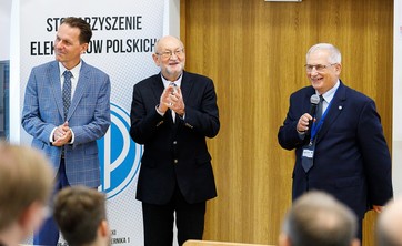 Otwarcie konferencji. Od lewej: prof. PRz R. Zajdel, prof. K. Kluszczyński, prof. L. Gołębiowski,
