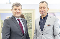 Od lewej: prof. P. Koszelnik, prof. G. Ostasz.