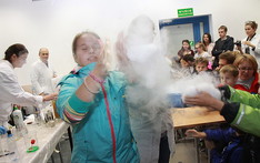 Nocne spotkania z nauką