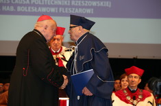 Profesor Bolesław Fleszar doktorem honoris causa Politechniki Rzeszowskiej
