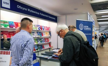 Oficyna Wydawnicza Politechniki Rzeszowskiej na Warszawskich Targach Książki