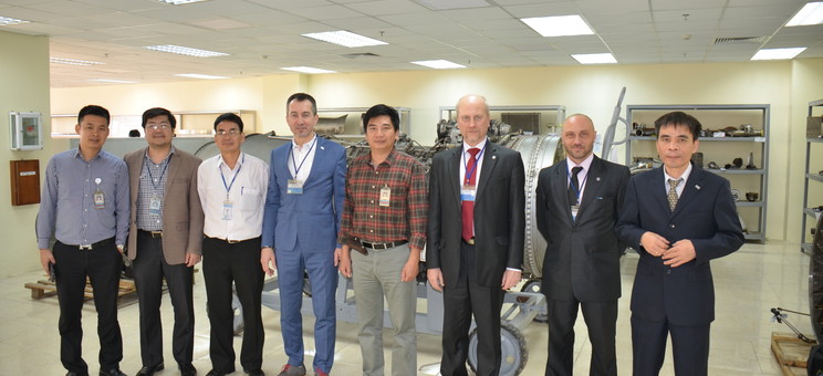 Wizyta studyjna delegacji Politechniki w Wietnamie