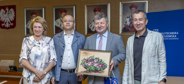 Od lewej: prof. G. Kalda, prof. S. Matiukh, prof. P. Koszelnik, prof. G. Ostasz,