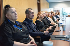 Na pierwszym planie od lewej: dr J. Stecko, prof. G. Ostasz, prof. PRz B. Zatwarnicka-Madura,