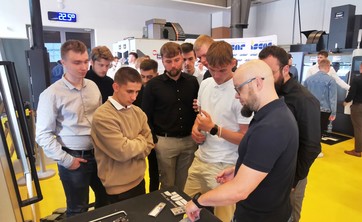 Studenci PRz na warsztatach edukacyjnych w firmie ISCAR Poland,