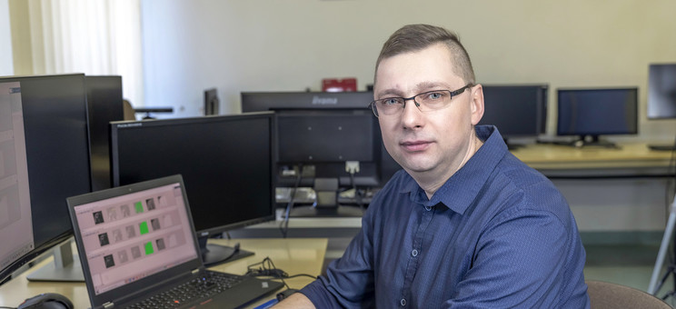 Mariusz Oszust, PhD, DSc, Eng., Associate Prof.,