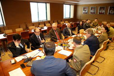 Spotkanie z przedstawicielami służb mundurowych i jednostek samorządu terytorialnego